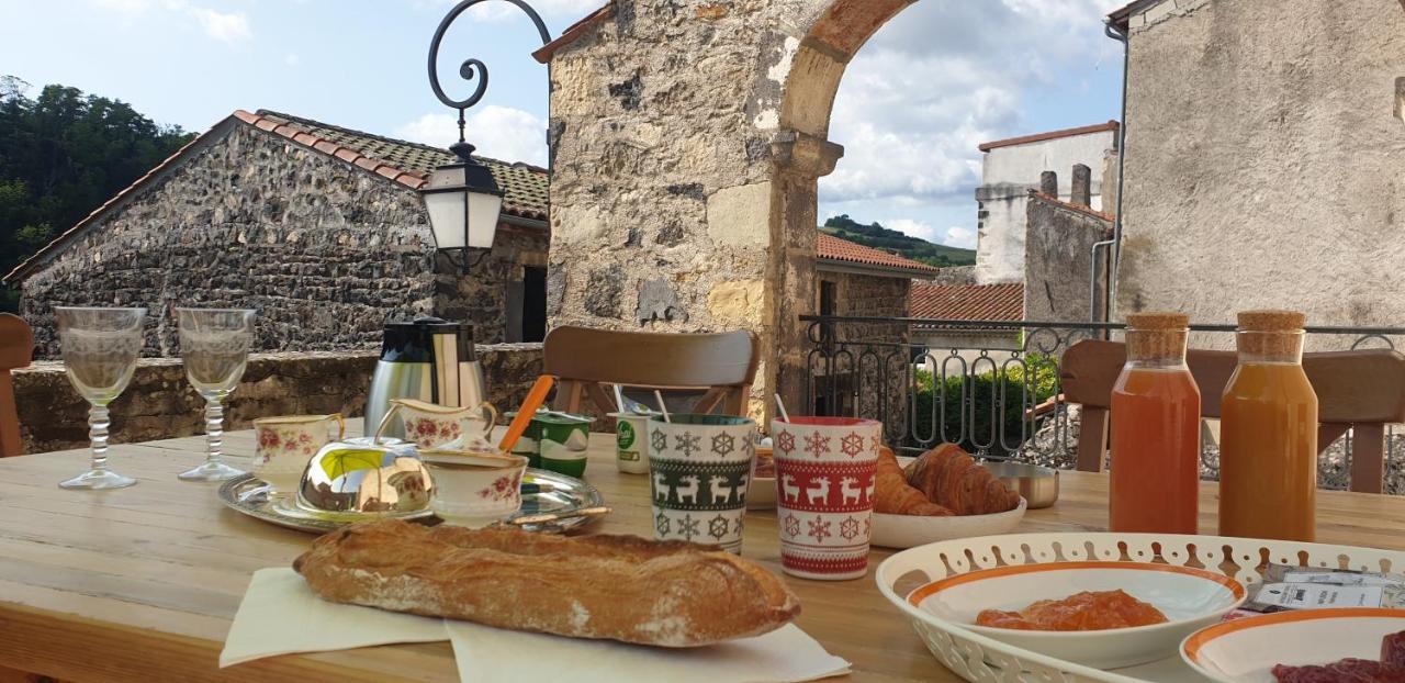 Bed and Breakfast La Tour Noble Saint-Saturnin  Exteriér fotografie