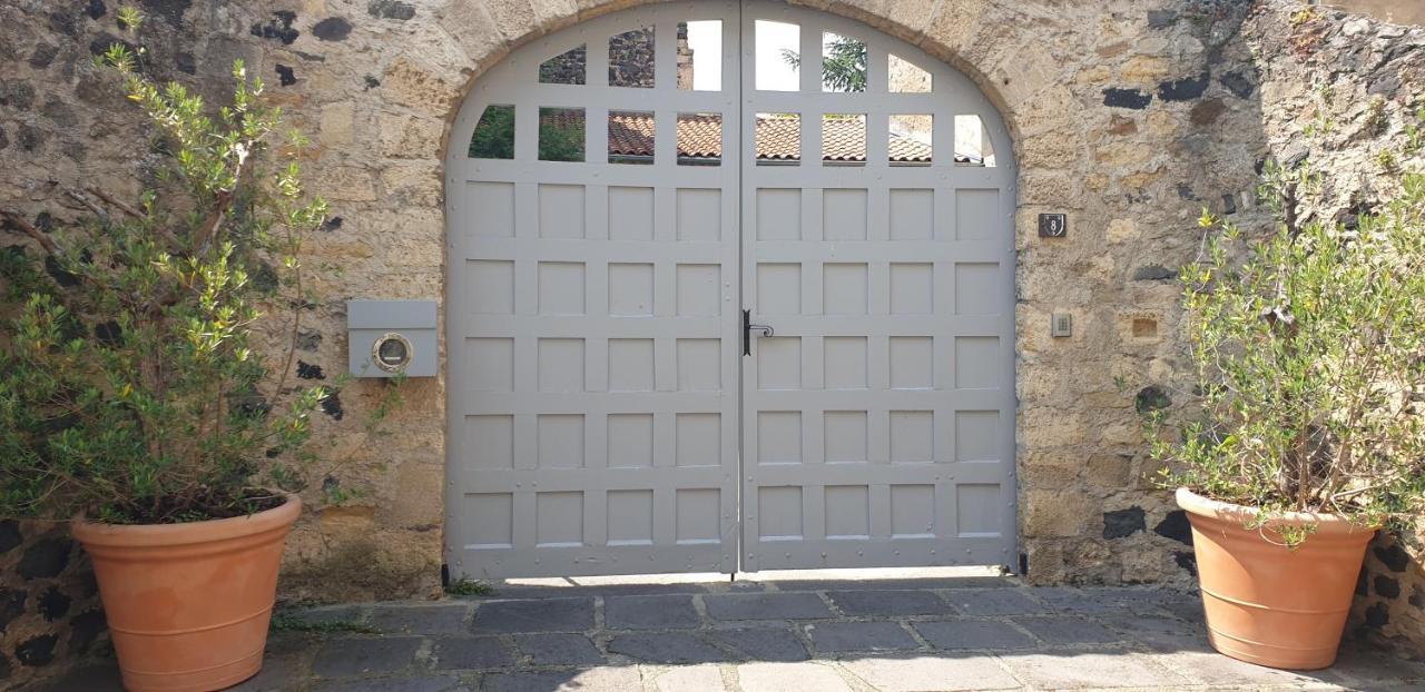 Bed and Breakfast La Tour Noble Saint-Saturnin  Exteriér fotografie