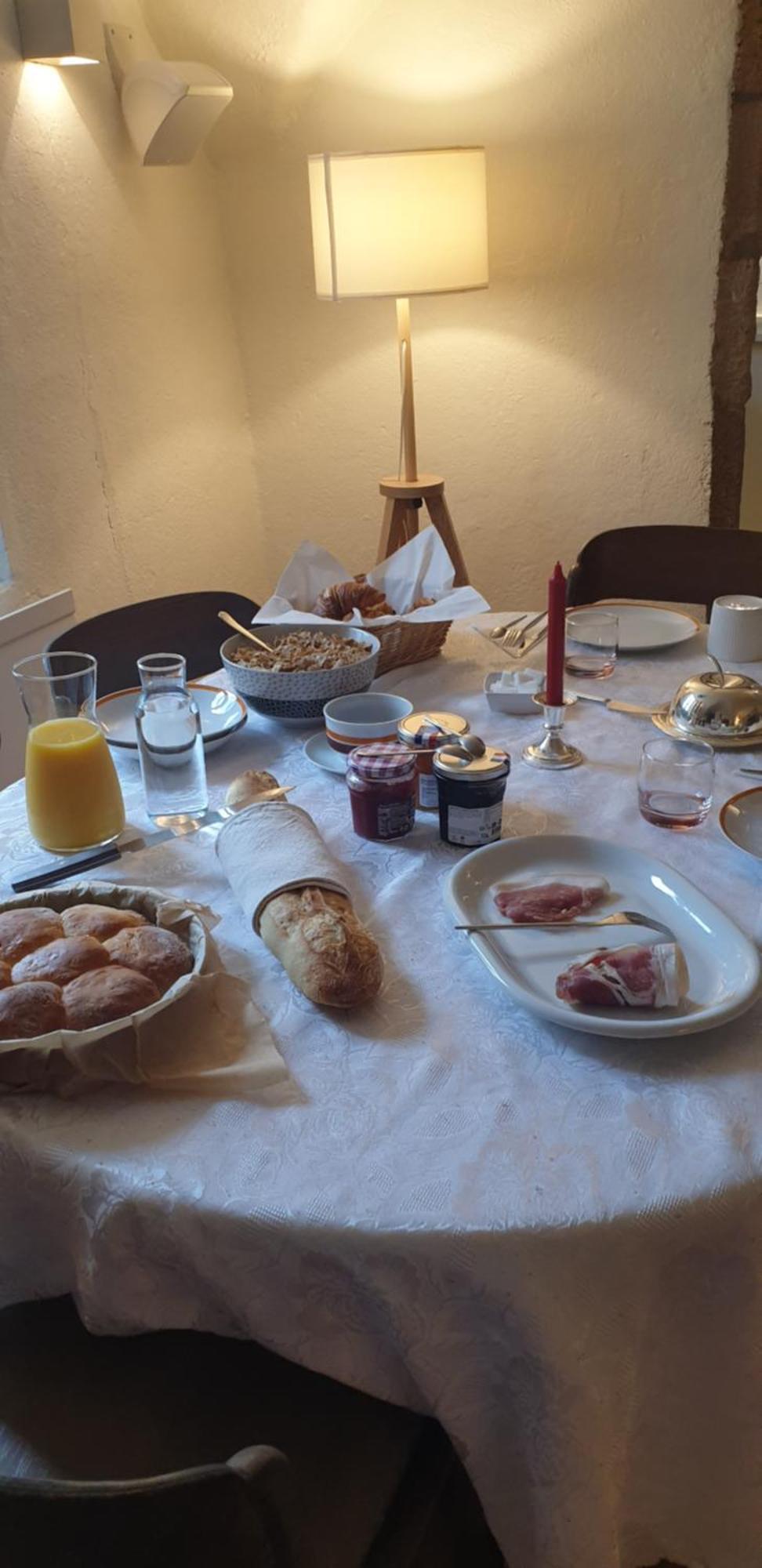 Bed and Breakfast La Tour Noble Saint-Saturnin  Exteriér fotografie